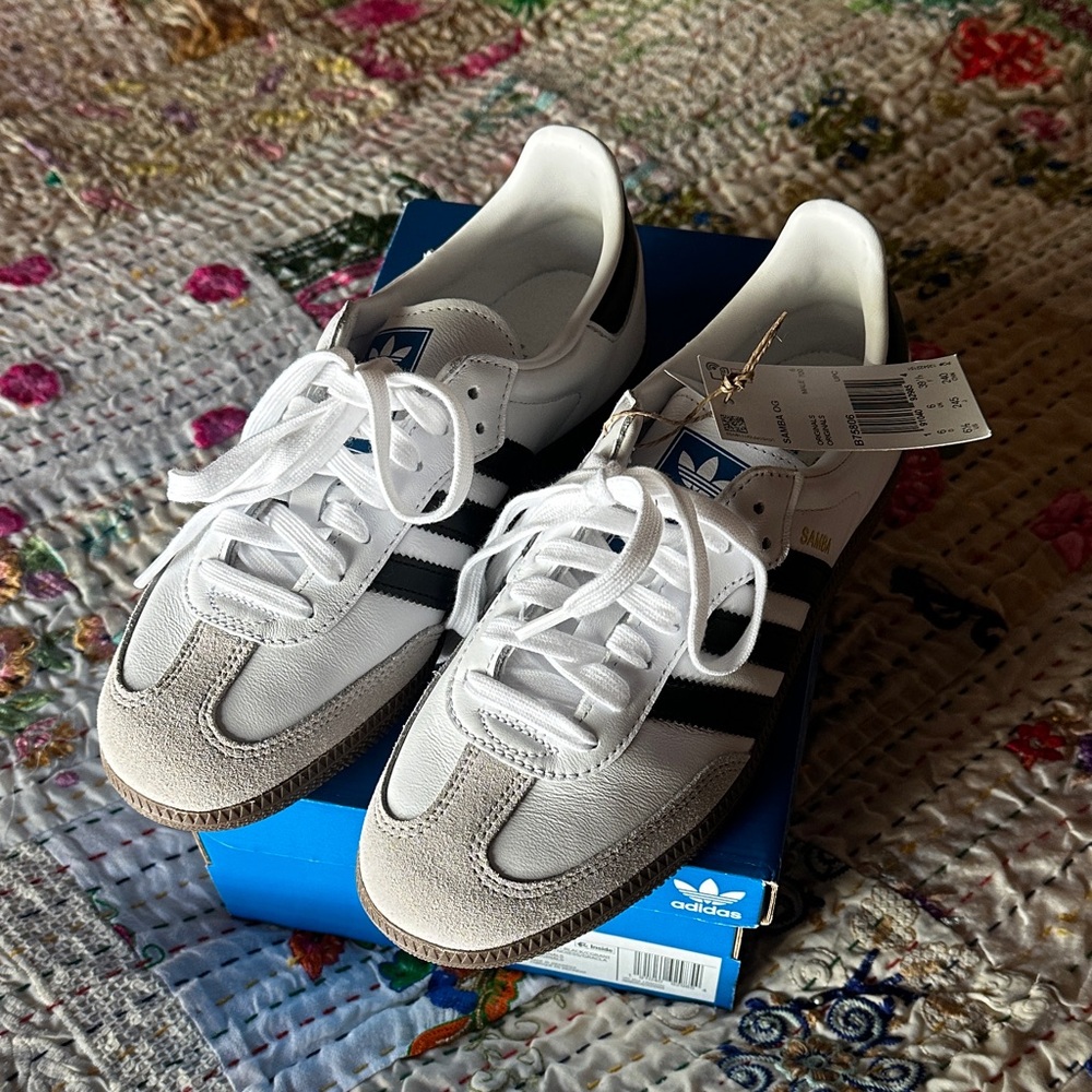 Adidas Classic White and Black Samba